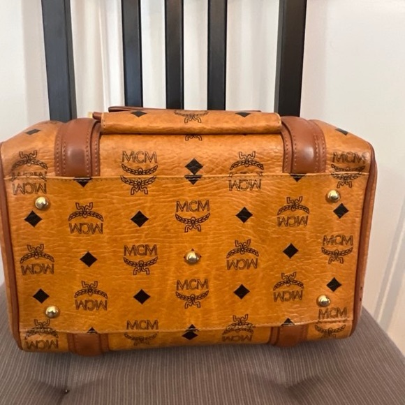 Vintage MCM Cognac Visetos Boston Doctor’s Bag Purse Double Handle Zip Pre-loved - Picture 8 of 9